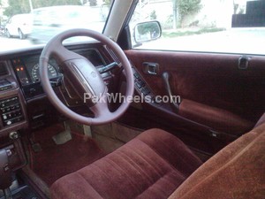 Toyota Crown 1990