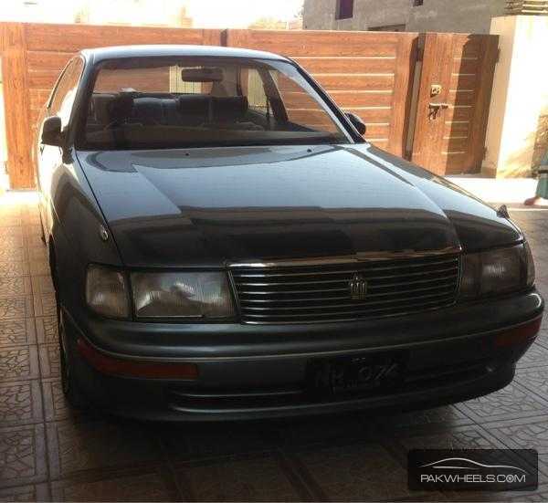 toyota crown royal saloon for sale #4