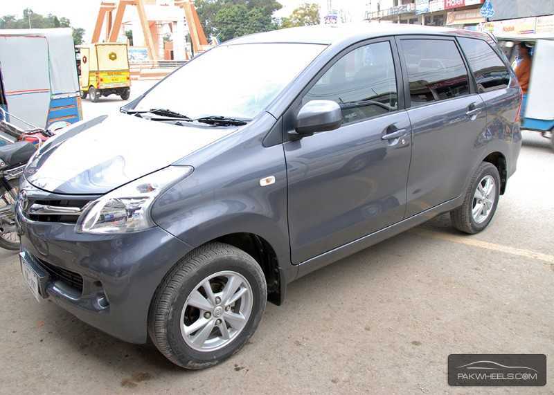used toyota avanza for sale in pakistan #3