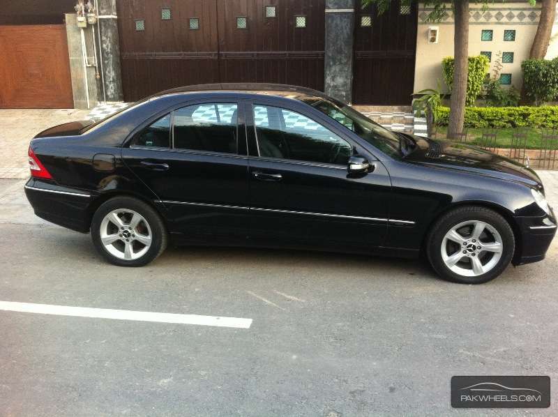 I am looking to buy a 2006 mercedes benz c180 #4