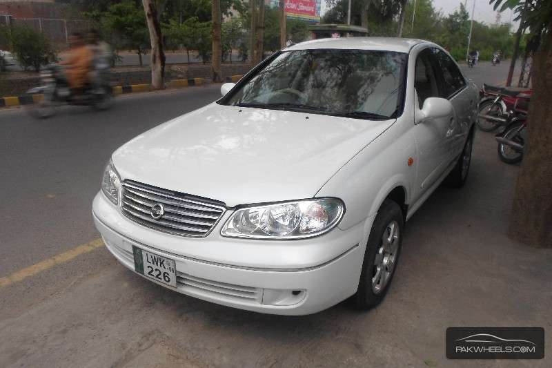 Nissan sunny 2006 for sale in lahore #4