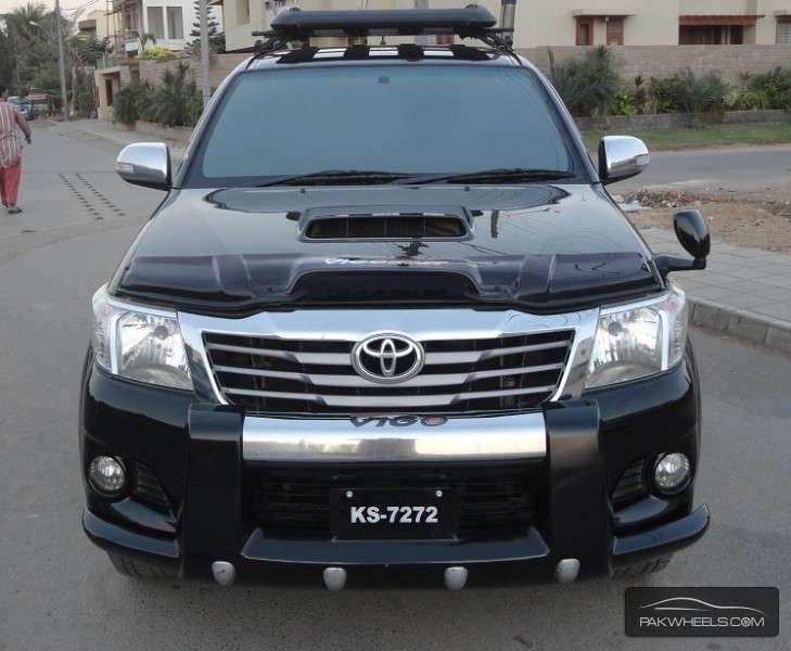 Toyota vigo champ 2012 price in karachi