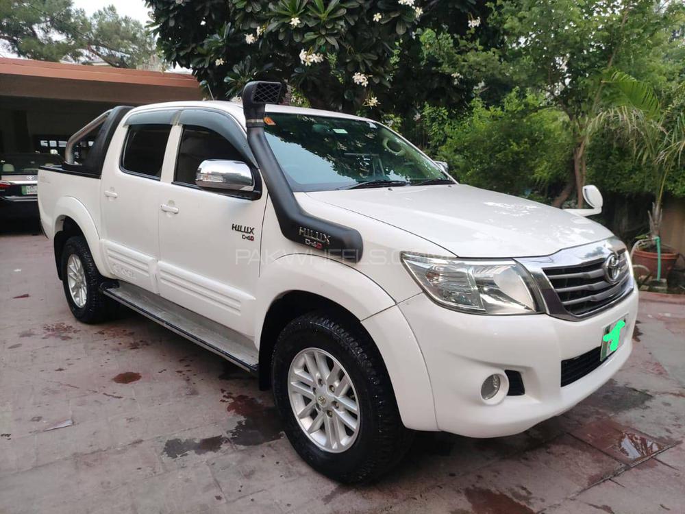 Toyota Hilux Vigo Champ GX 2015 For Sale In Lahore PakWheels