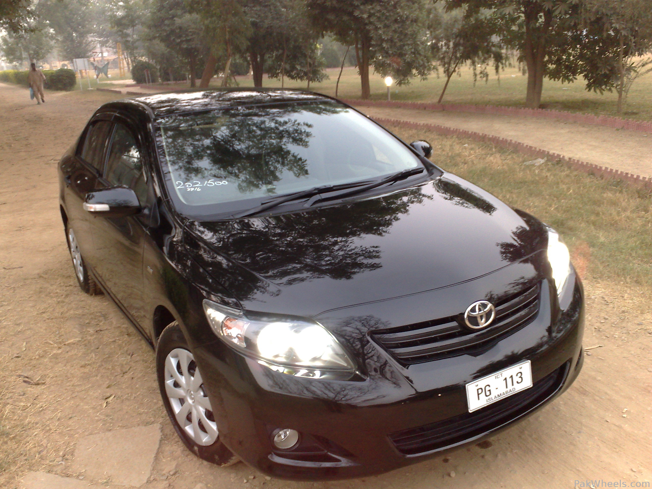 Toyota Corolla - 2009 Black Beauty Toyota Corolla - 2009 Black Beauty Image-2