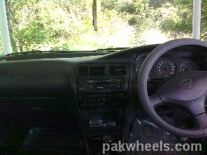 Toyota Corolla - 2001
