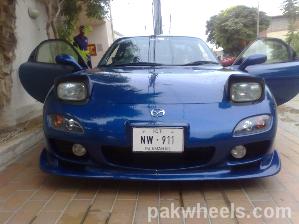 مزدا RX7 - 2001