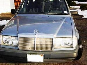 Mercedes Benz E Class - 1987