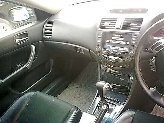 Honda Accord - 2003 acc Image-1