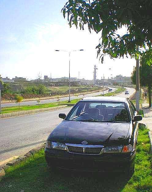 Nissan Sunny - 2001 sunny Image-1