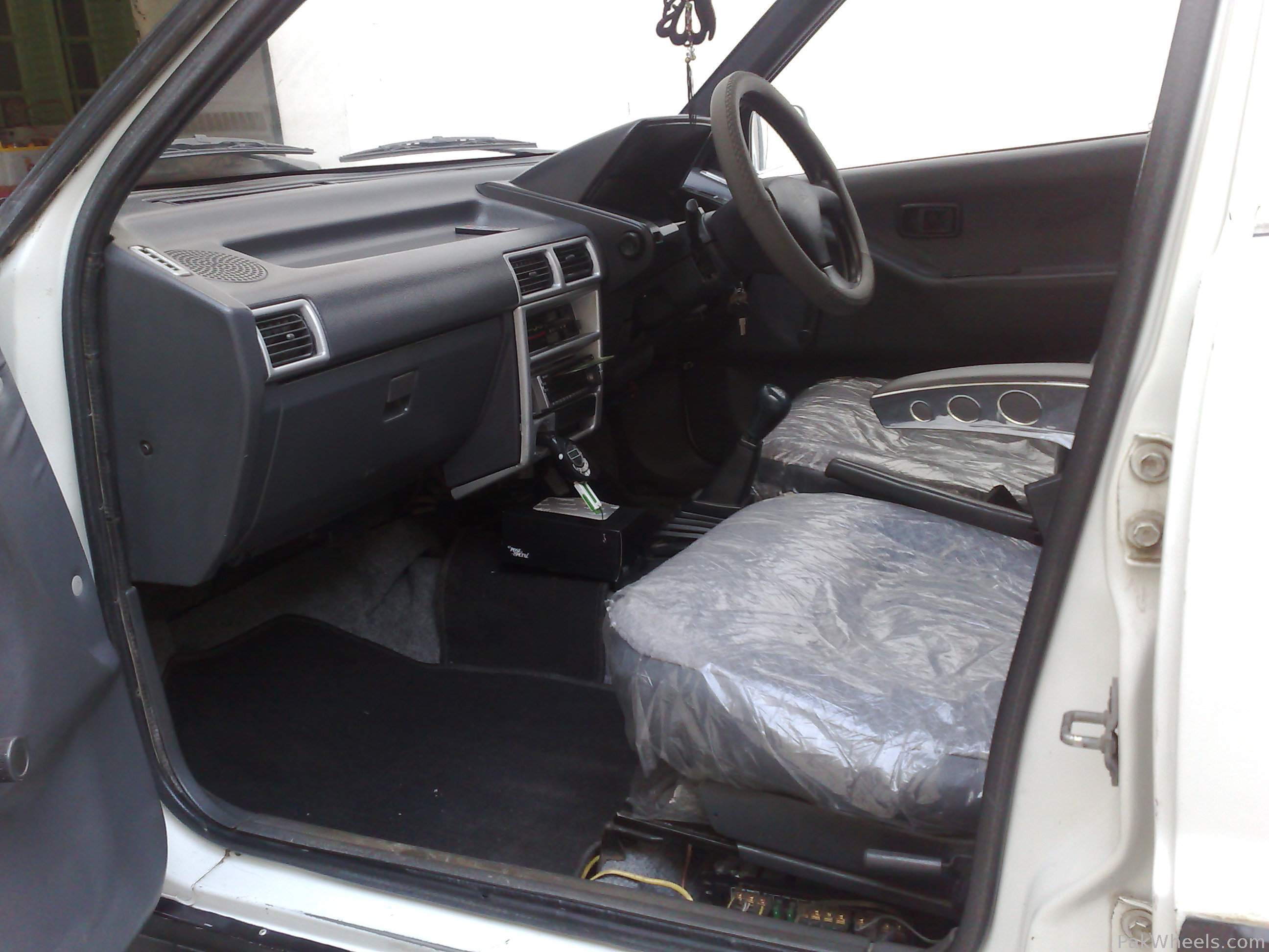 ڈائیہاتسو چارڈ - 1993 Bull ڈائیہاتسو چارڈ - 1993 Bull Image-8