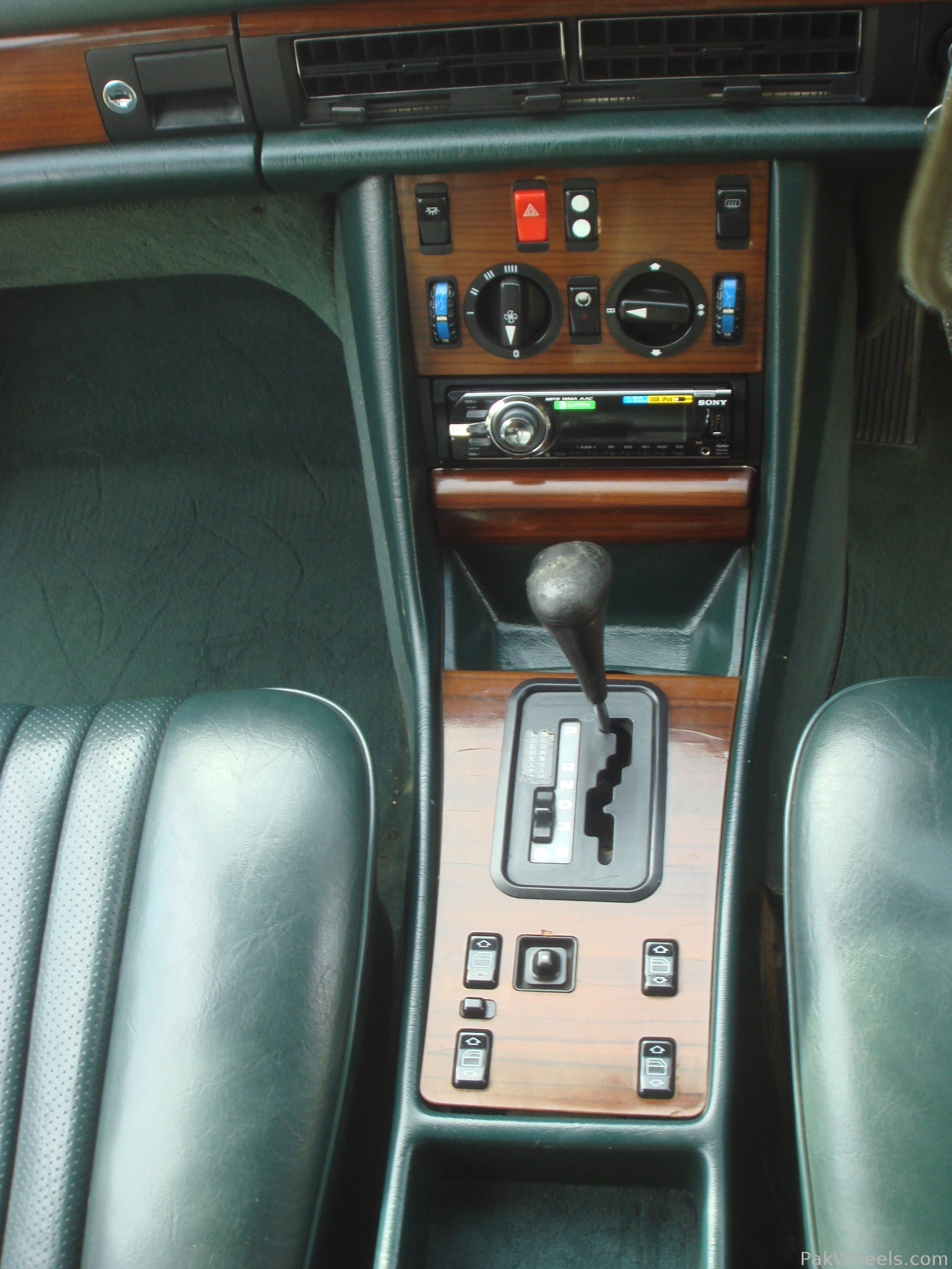 Mercedes Benz S Class - 1985 merce Mercedes Benz S Class - 1985 merce Image-10
