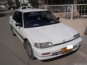 Honda Civic - 1990