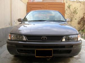 Toyota Corolla - 2000