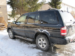Nissan Path Finder - 2004