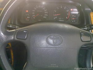 Toyota Corolla - 2000