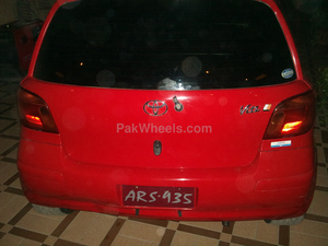 Toyota Vitz - 2003