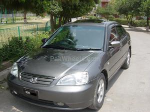 ہونڈا سوک - 2001