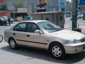 ہونڈا سوک - 2000
