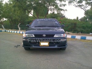 Toyota Corolla - 1998