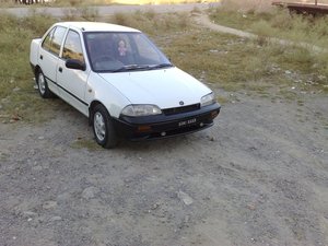 سوزوکی مارگلہ - 1994
