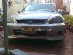 ہونڈا سوک - 2000