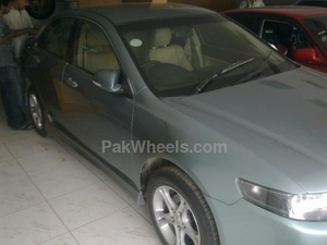 Honda Accord - 2003