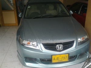 ہونڈا اکارڈ - 2003