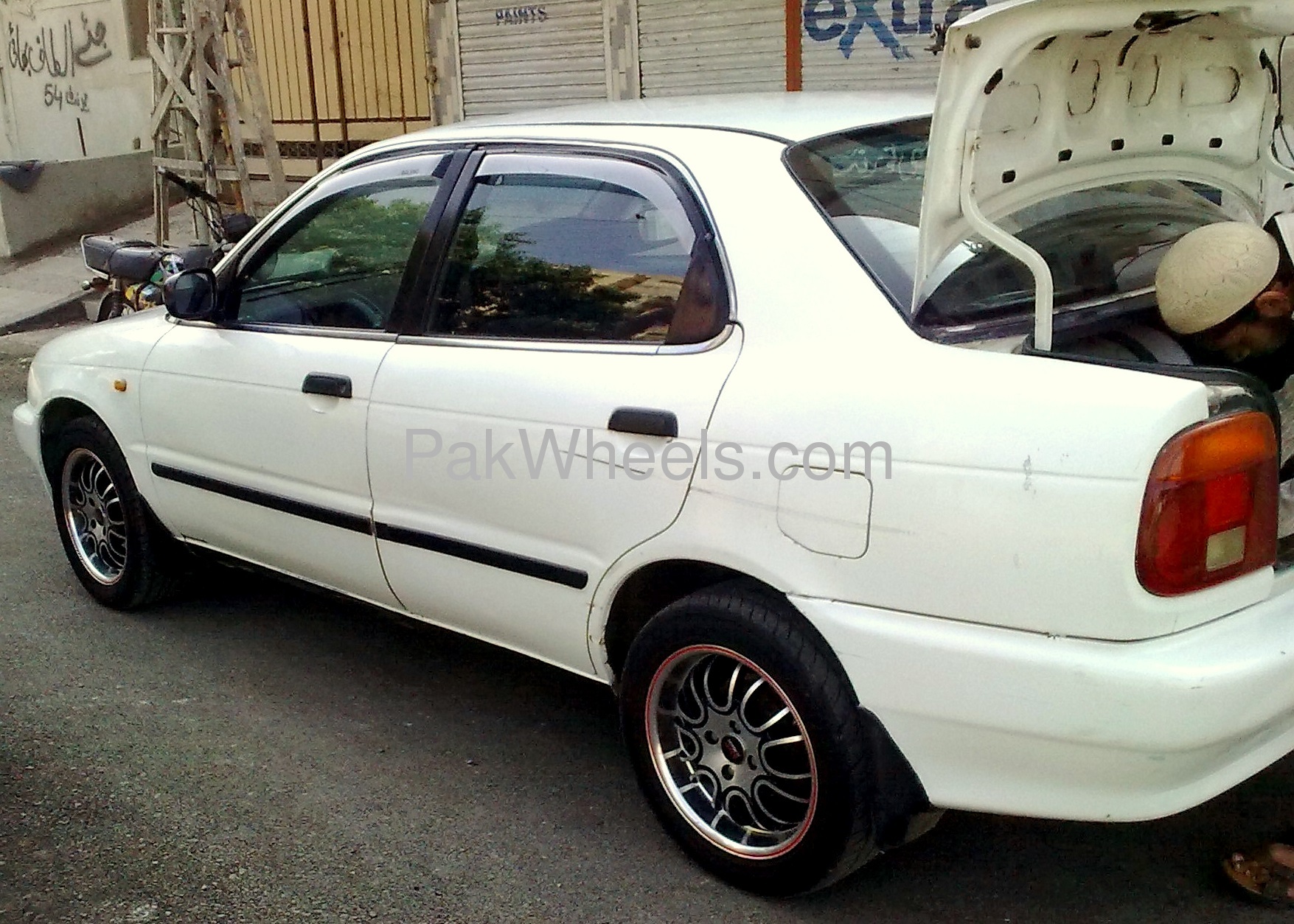 Suzuki Baleno 2000 for Sale in Karachi Image-1