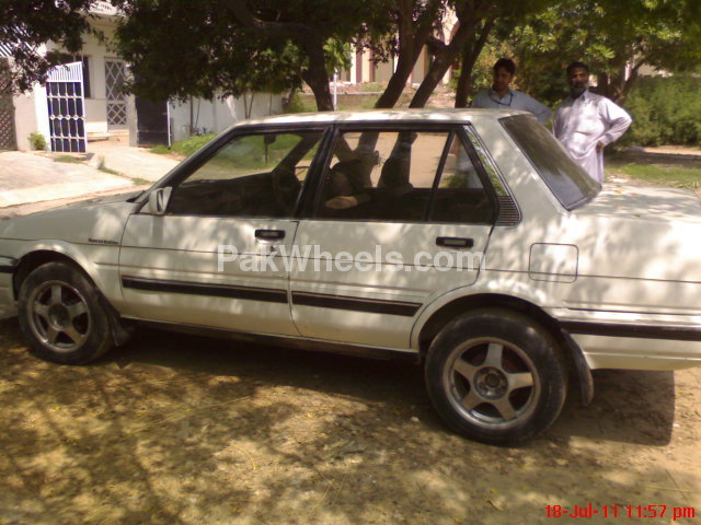 Toyota Corolla 1987 for Sale in Peshawar Image-1