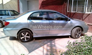 Toyota Corolla - 2004