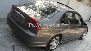 ہونڈا سوک - 2002