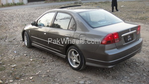 ہونڈا سوک - 2002