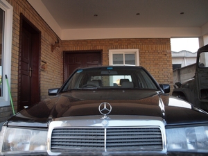 Mercedes Benz E Class - 1989