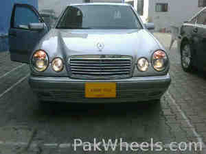 Mercedes Benz E Class - 1999