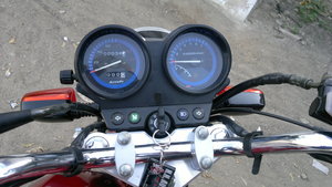 راوی Piaggio Storm 125 - 2011