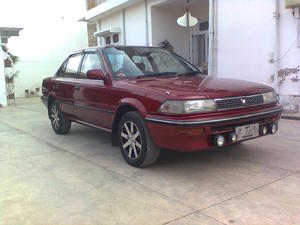 Toyota Corolla - 1990