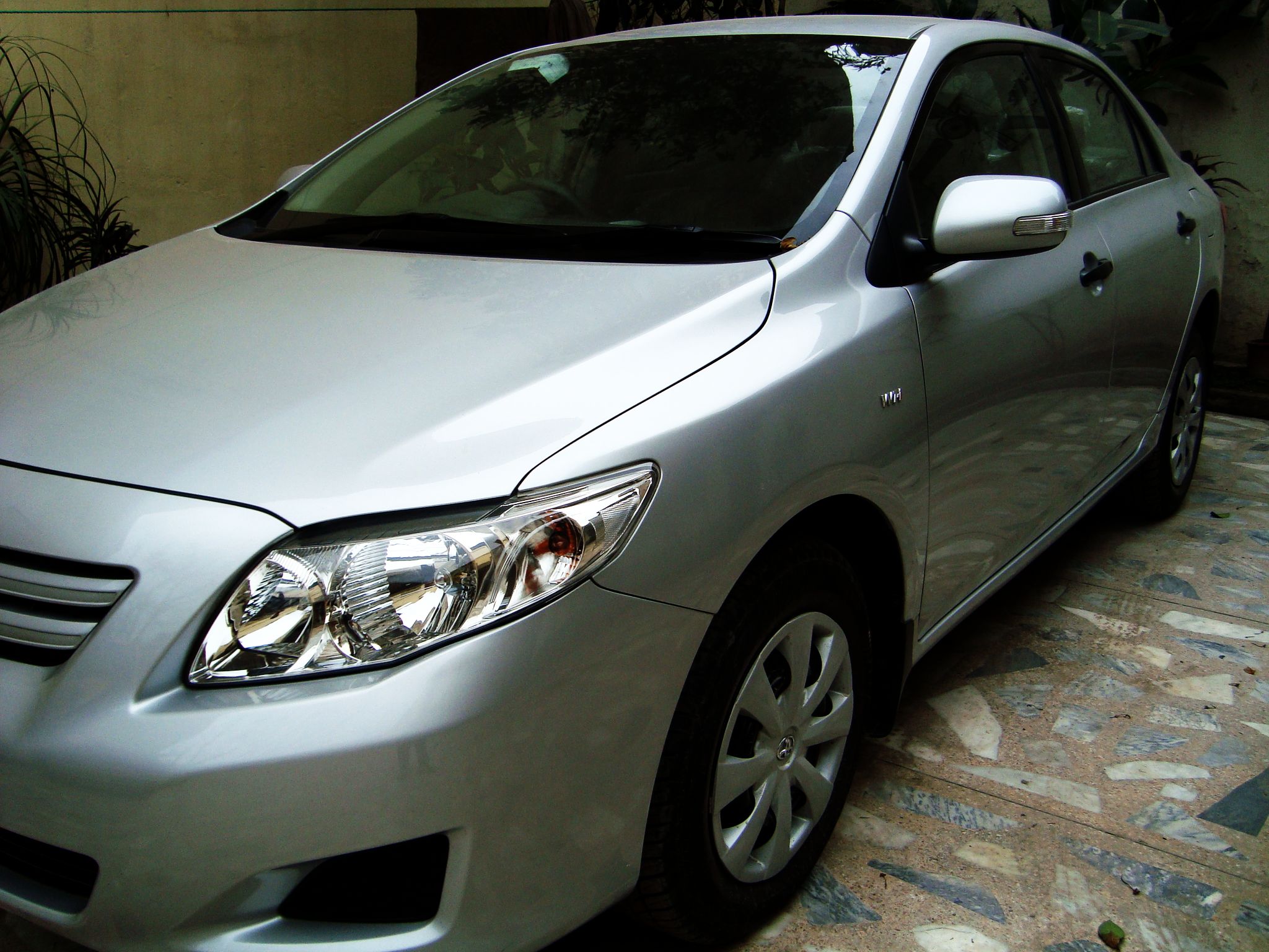 Toyota Corolla - 2010 moji Image-1