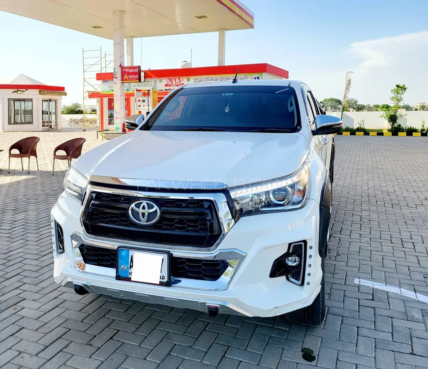 Toyota Hilux 2020 for Sale in Kharian Image-1