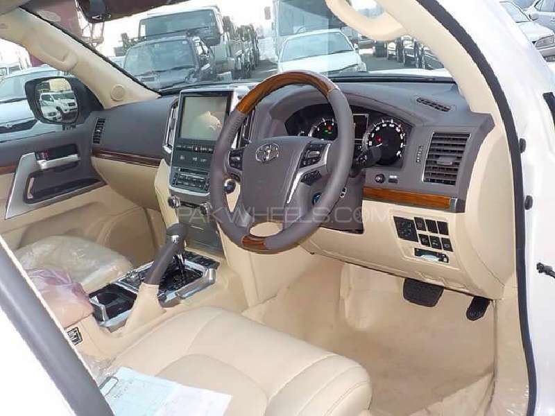 Toyota Land Cruiser ZX 2016 for sale in Multan | PakWheels