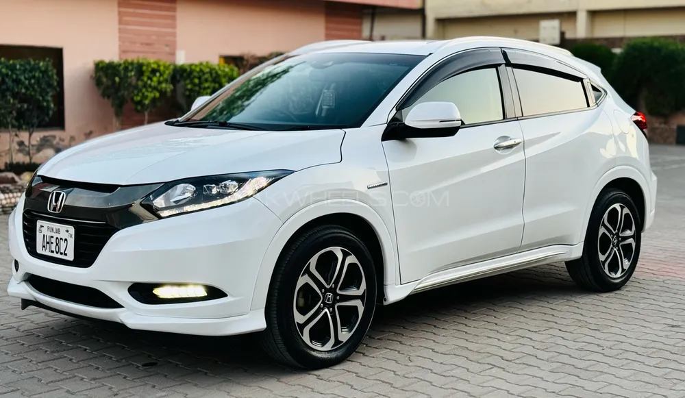 Honda Vezel 2017 for sale in Multan