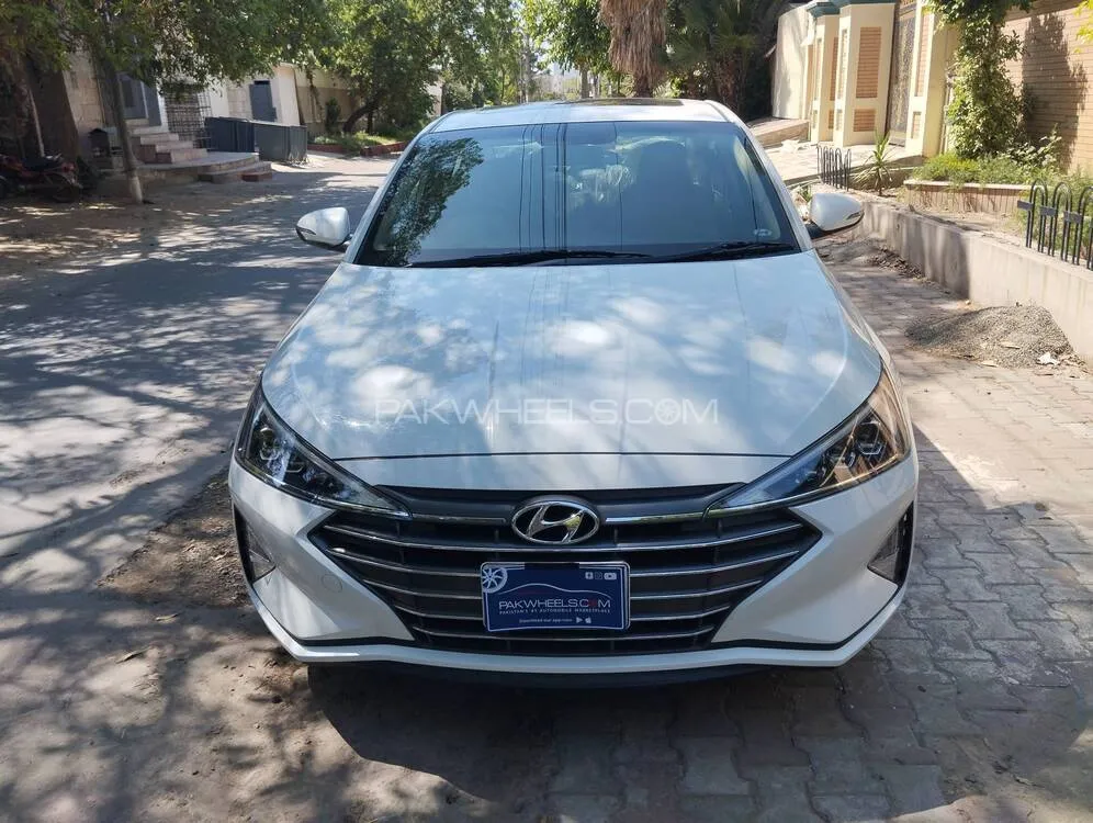 Hyundai Elantra 2023 for Sale in Faisalabad Image-1