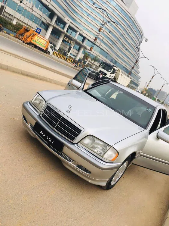 Mercedes Benz C Class 1998 for Sale in Pindi gheb Image-1