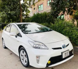 Toyota Prius G Touring Selection 1.8 2013 for Sale