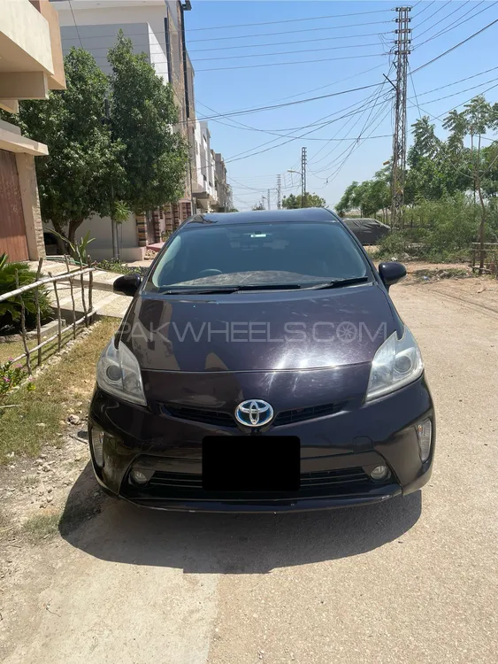 Toyota Prius 2012 for Sale in Hyderabad Image-1