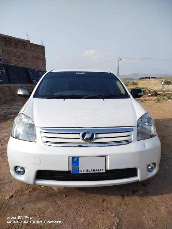 Toyota Raum 2006 for Sale in Peshawar Image-1
