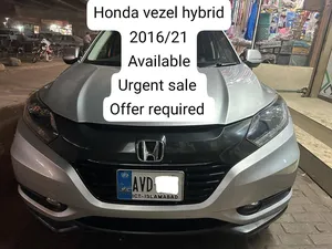 Honda Vezel Hybrid X 2016 for Sale