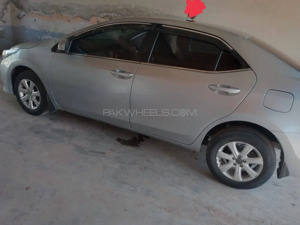 Toyota Corolla 2015 for Sale in Bhalwal Image-1