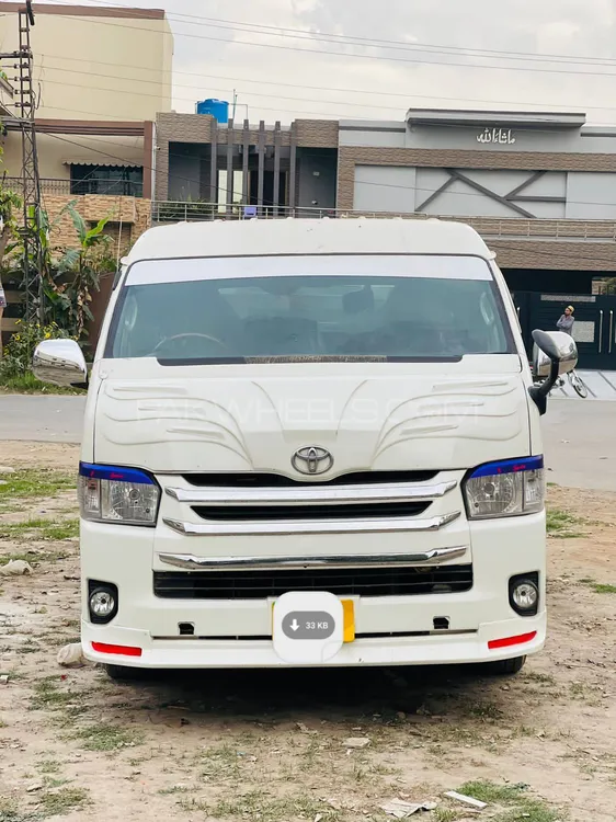 Toyota Hiace 2007 for Sale in Lahore Image-1
