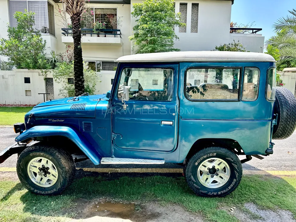 Toyota Land Cruiser 1975 for sale in Lahore