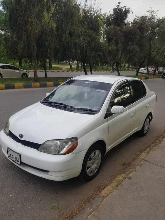 Toyota Platz 2000 for sale in Islamabad